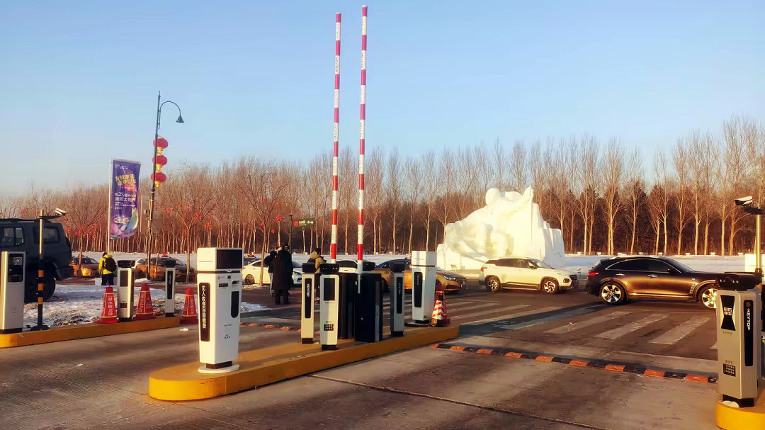 “爾濱”強(qiáng)勢(shì)出圈，科拓智慧停車(chē)助力多個(gè)景區(qū)迎接“八方來(lái)客”